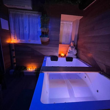 Le Balneo Jacuzzi Vieil Antibes Safranier公寓 外观 照片